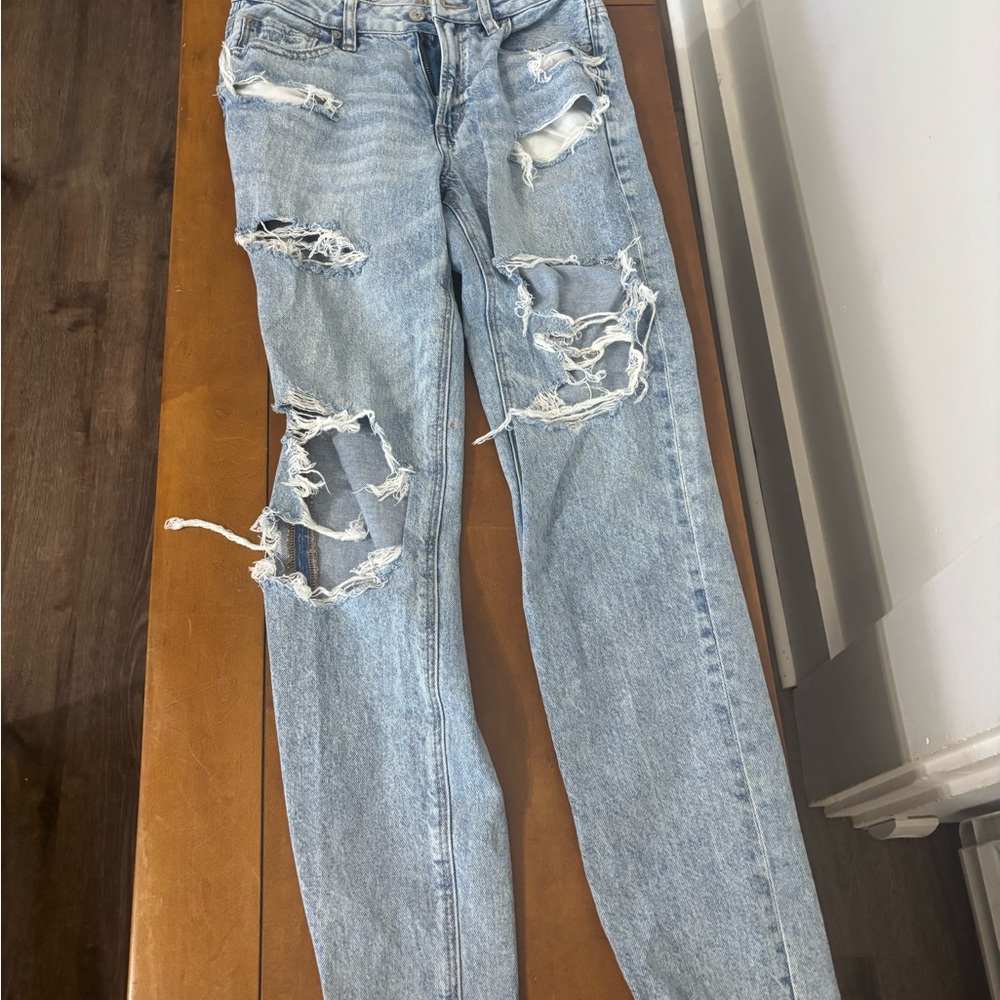 American Eagle By Payless Light Blue Distressed Straight Leg Jeans